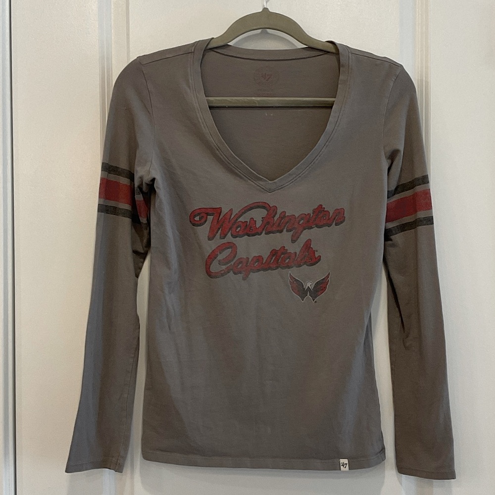 Washington Capitals Fitted L/S V-Neck (M)